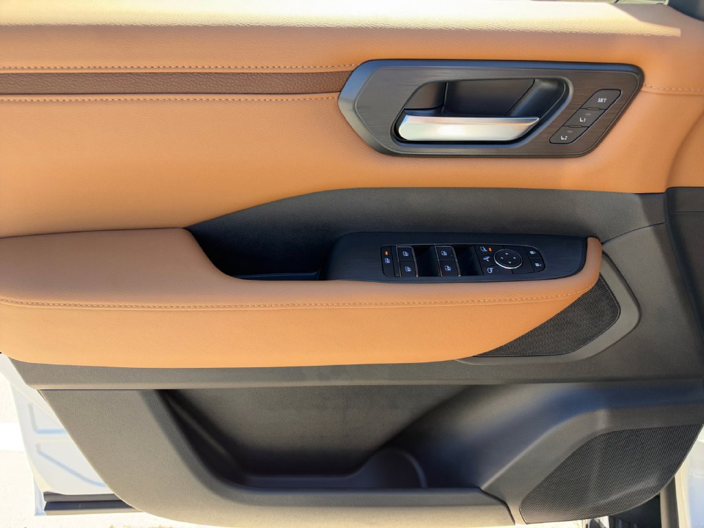 New 2027 Nissan Armada SL RWD image 11