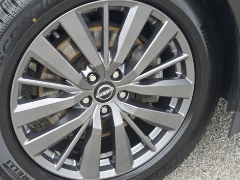 Used 2022 Nissan Pathfinder SL w/ SL Premium Package image 12