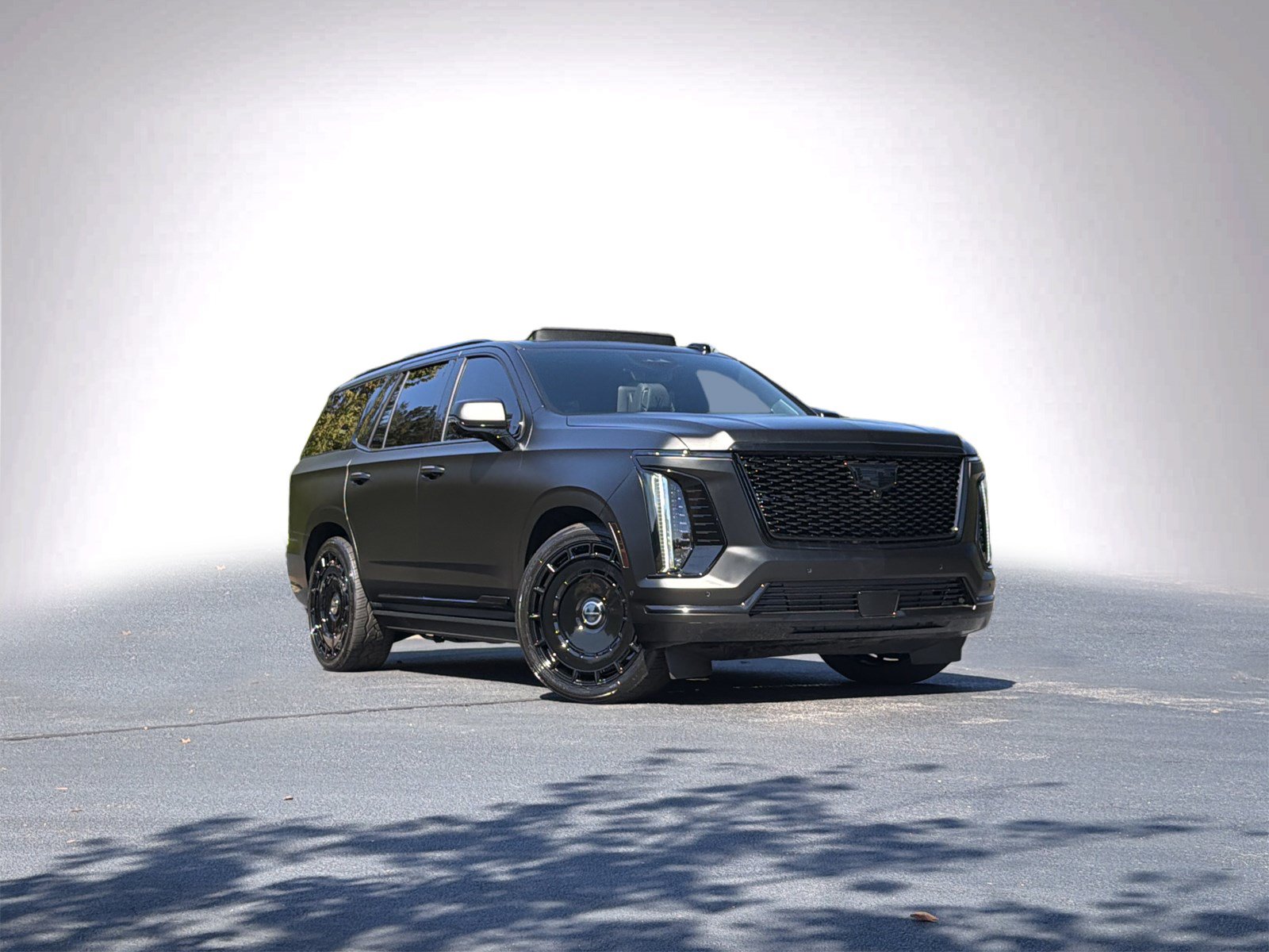 Used 2026 Cadillac Escalade Platinum Sport w/ LPO, ONYX Package AWD/4WD image 2