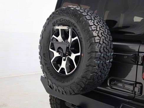 Used 2021 Jeep Wrangler Unlimited Rubicon image 8