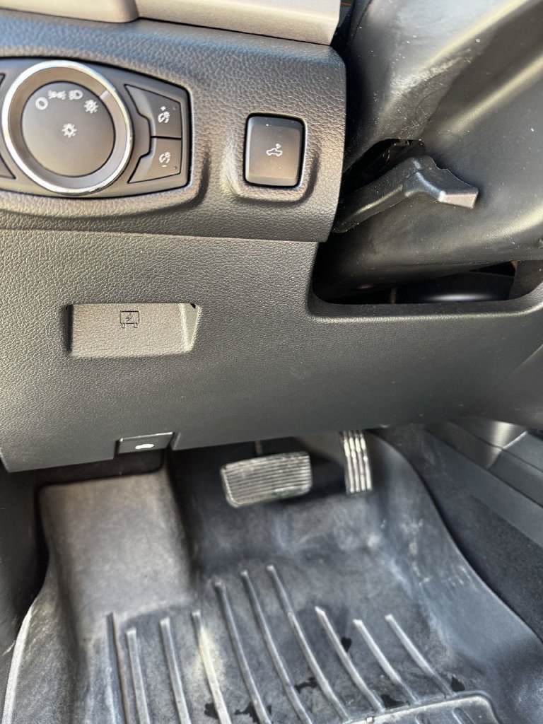 Used 2022 Ford Ranger XLT w/ Equipment Group 301A Mid AWD/4WD image 14