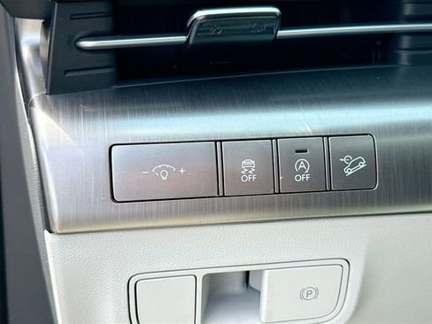 Certified 2026 Hyundai Kona SE image 10