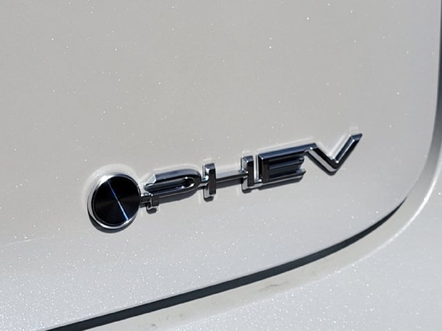 New 2027 Toyota Prius Plug-In Hybrid FWD image 23
