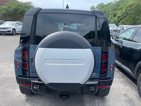 Used 2023 Land Rover Defender 110 X-Dynamic SE AWD/4WD image 6