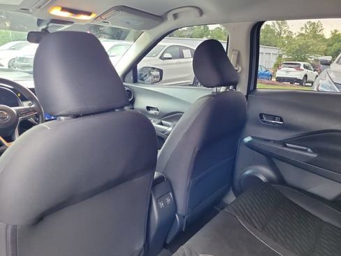 Used 2021 Nissan Kicks SV FWD image 12