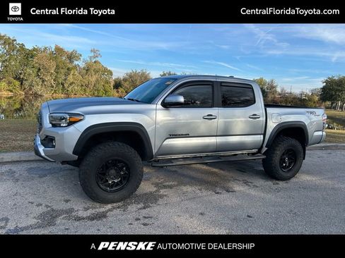 Used 2022 Toyota Tacoma TRD Off-Road w/ Technology Package image 1