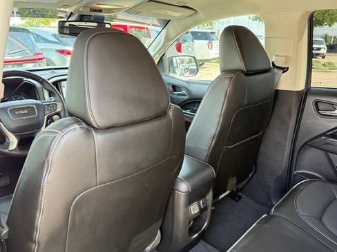 Used 2022 GMC Canyon Denali RWD image 23