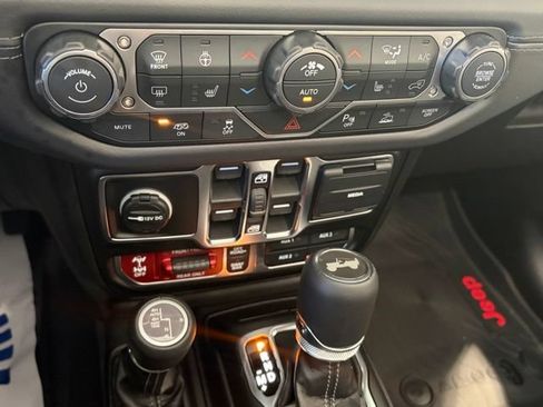Used 2026 Jeep Wrangler Unlimited Rubicon 392 w/ Quick Order Package 27X Moab AWD/4WD image 21