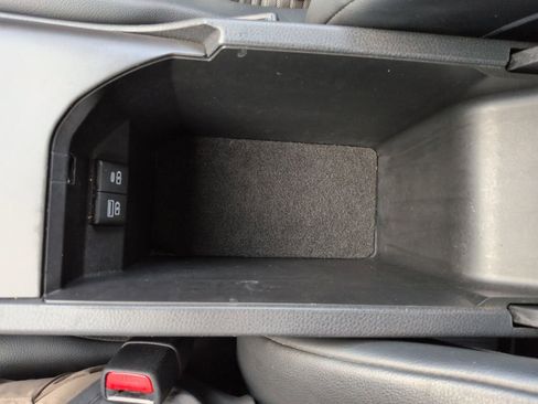 Used 2021 Toyota Camry SE w/ Convenience Package AWD/4WD image 26
