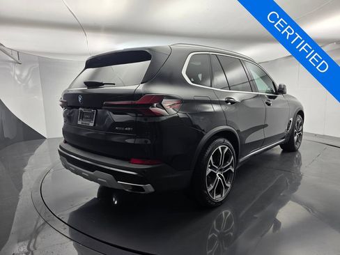 Used 2024 BMW X5 xDrive40i w/ Premium Package AWD/4WD image 4