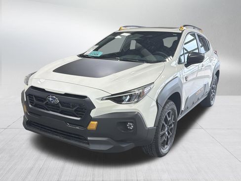 Used 2025 Subaru Crosstrek 2.5i Wilderness w/ Wilderness Package image 3
