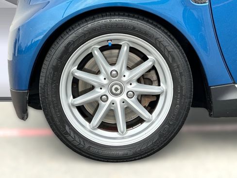 Used 2009 smart fortwo passion image 11