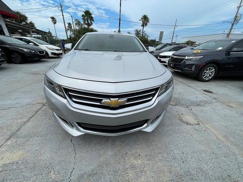 Used 2018 Chevrolet Impala LT FWD image 1