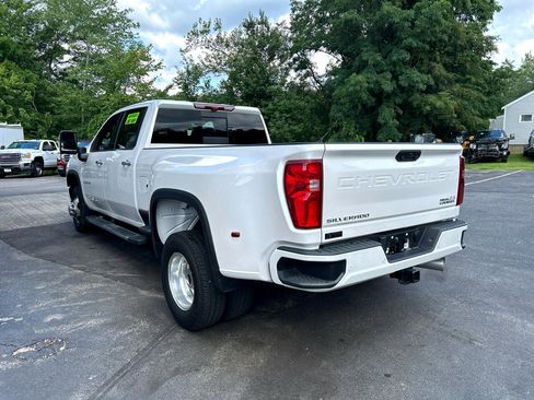 Used 2023 Chevrolet Silverado 3500 High Country image 5