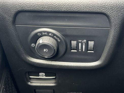 New 2025 Jeep Grand Cherokee L Limited AWD/4WD image 14