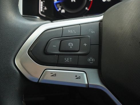 Used 2022 Volkswagen Atlas SE FWD image 15