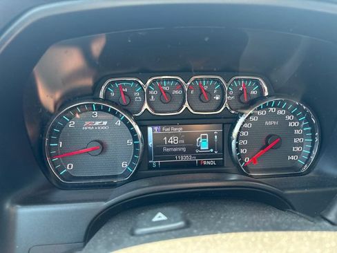Used 2017 Chevrolet Silverado 1500 LT w/ Midnight Edition AWD/4WD image 18