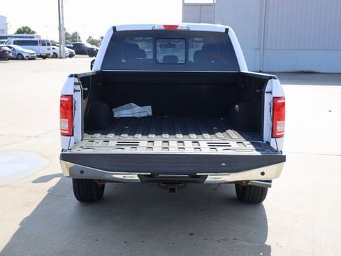 Used 2017 Ford F150 XLT w/ Equipment Group 302A Luxury image 8