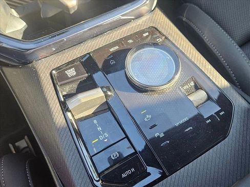 Used 2025 BMW X3 xDrive30i w/ Premium Package image 21