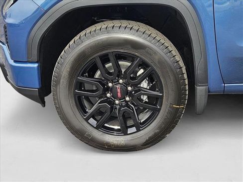 New 2026 GMC Sierra 1500 Elevation image 10