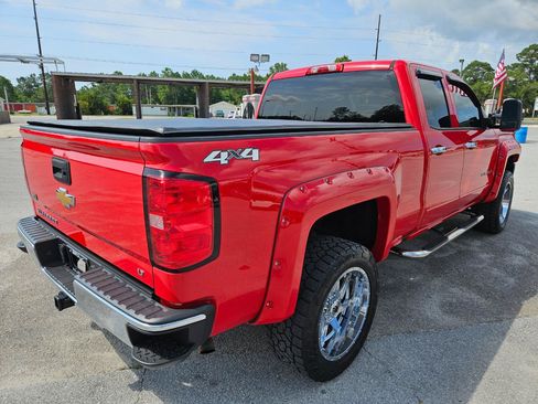 Used 2018 Chevrolet Silverado 1500 LT w/ All Star Edition AWD/4WD image 6
