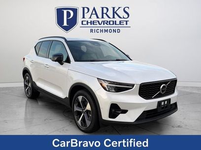 Used 2023 Volvo XC40 B4 Ultimate