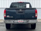 Used 2017 Nissan Frontier SV image 5