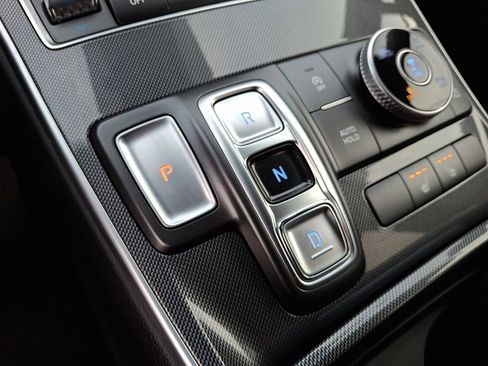 Used 2021 Hyundai Santa Fe SEL w/ Convenience Package image 16