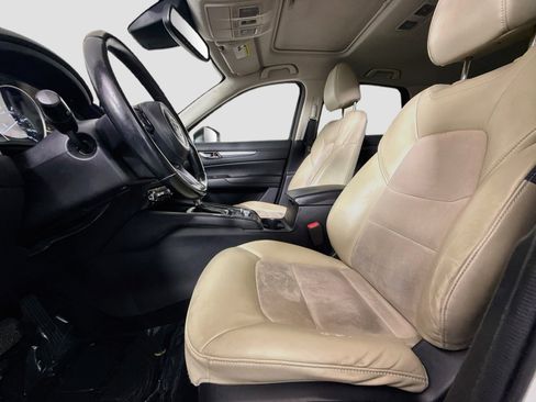 Used 2018 MAZDA CX-5 Touring w/ Preferred Equipment Package FWD image 22