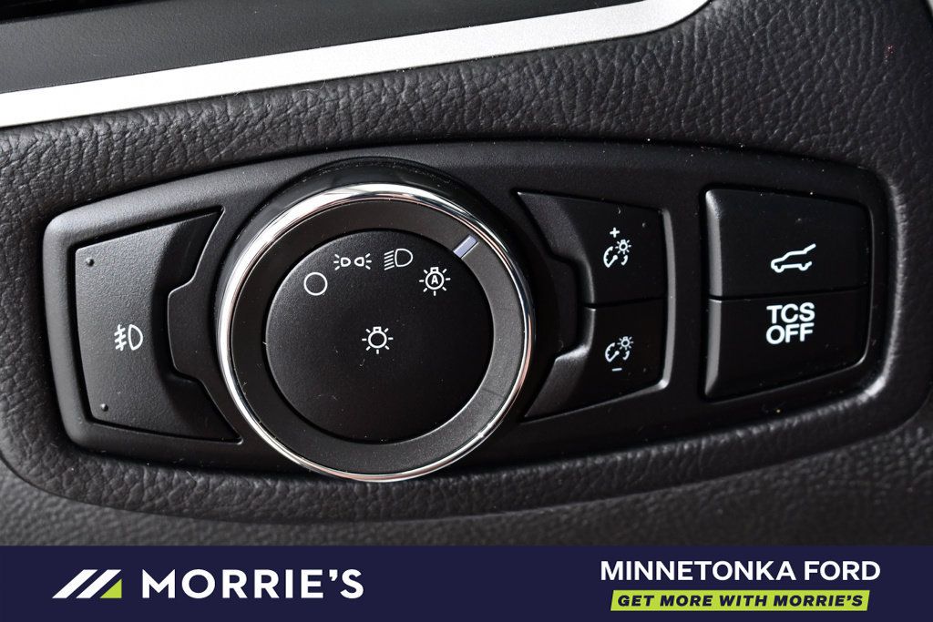 Used 2024 Ford Edge SEL w/ Convenience Package AWD/4WD image 31