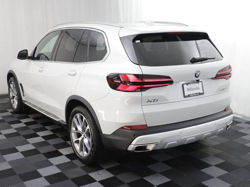 Certified 2024 BMW X5 xDrive40i w/ Premium Package AWD/4WD image 16