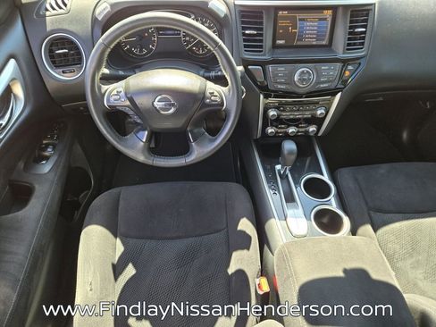 Used 2016 Nissan Pathfinder SV w/ Cargo Package image 13