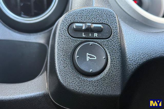 Used 2011 Honda Fit Sport image 30