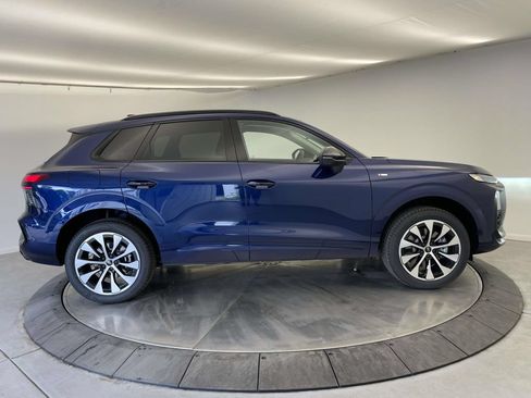 New 2026 Audi Q3 quattro 2.0T AWD/4WD image 8