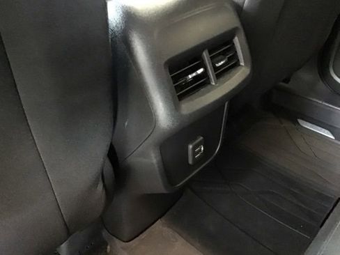 Used 2022 Chevrolet Equinox LT image 35