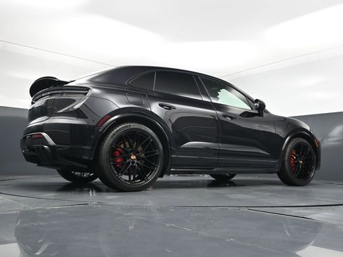 New 2026 Porsche Macan GTS Electric AWD/4WD image 25
