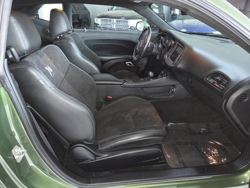 Used 2023 Dodge Challenger R/T Scat Pack image 25