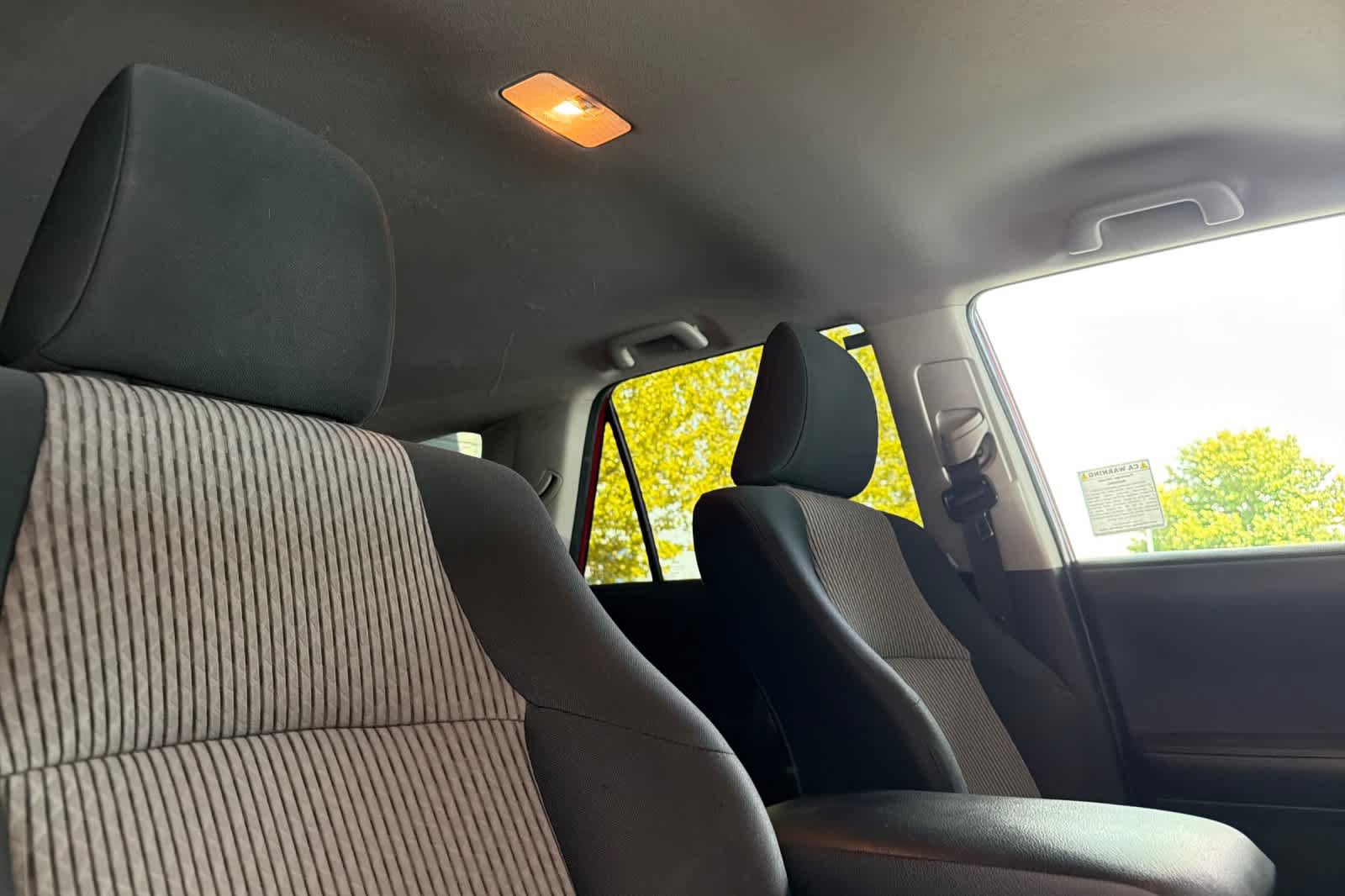 Used 2018 Toyota 4Runner 4WD image 19