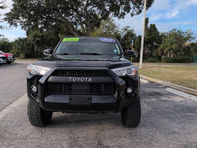 Used 2022 Toyota 4Runner SR5 Premium w/ Moonroof Package AWD/4WD image 8