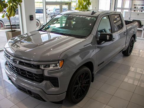 New 2025 Chevrolet Silverado 1500 RST w/ Convenience Package II AWD/4WD image 7