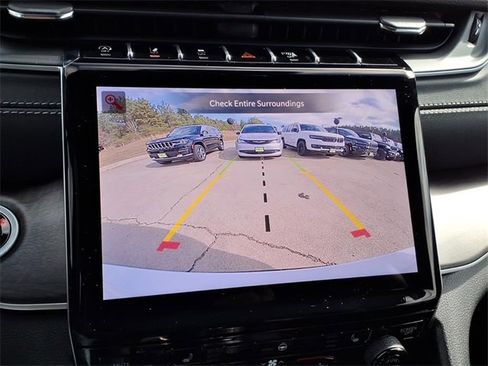 New 2025 Jeep Grand Cherokee L Limited image 31