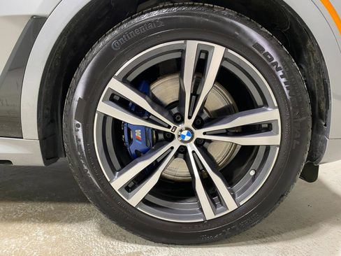 Certified 2024 BMW X7 xDrive40i w/ M Sport Package image 31