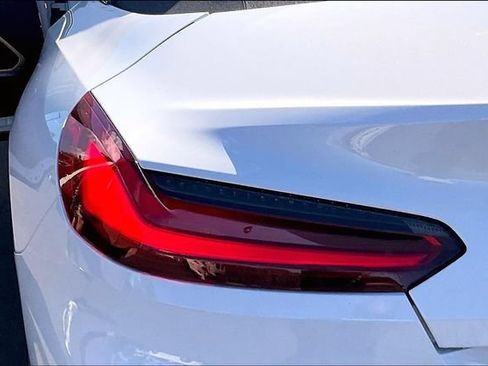 Used 2023 BMW Z4 M40i w/ Premium Package RWD image 28