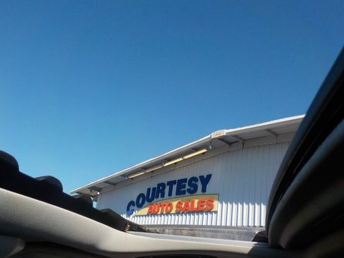 Used 2014 Toyota Tundra Limited w/ Limited Premium Package image 8