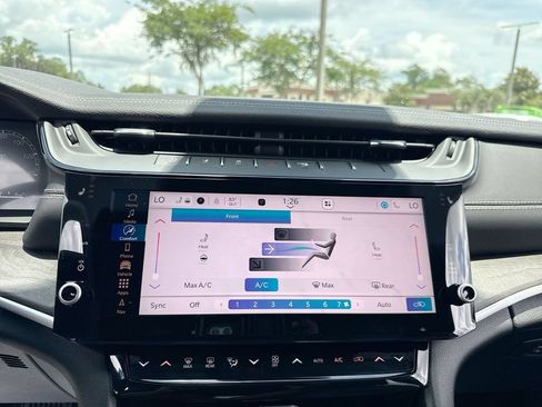 New 2026 Jeep Grand Cherokee L Limited AWD/4WD image 23