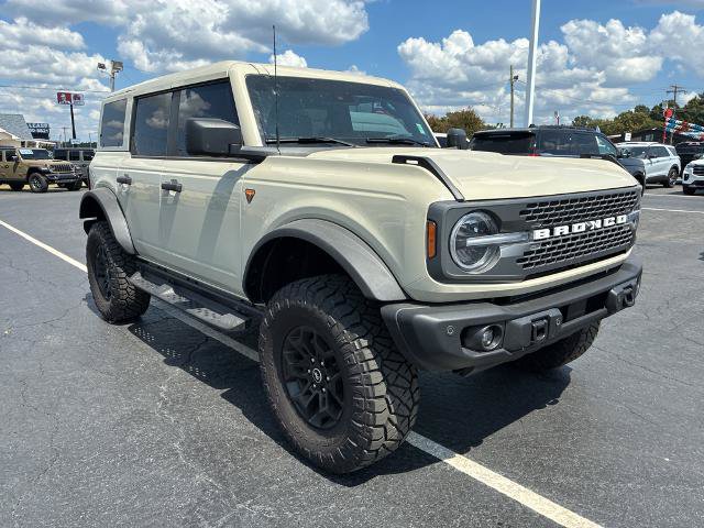 Certified 2026 Ford Bronco Badlands AWD/4WD image 3