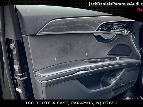 Certified 2022 Audi A8 L 3.0T AWD/4WD image 15