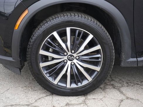 Used 2024 INFINITI QX60 Sensory image 10