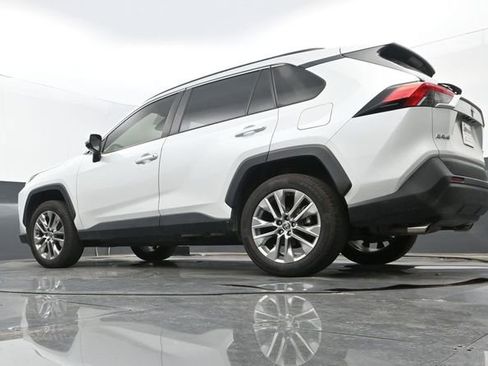 Used 2023 Toyota RAV4 XLE Premium AWD/4WD image 10