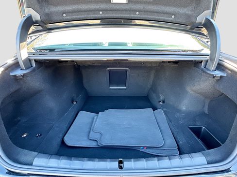 Certified 2024 BMW 740i image 28